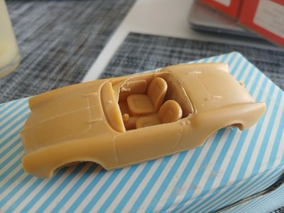 Alfa Romeo  Giulietta Spider 1960-Tron Kit 1;43