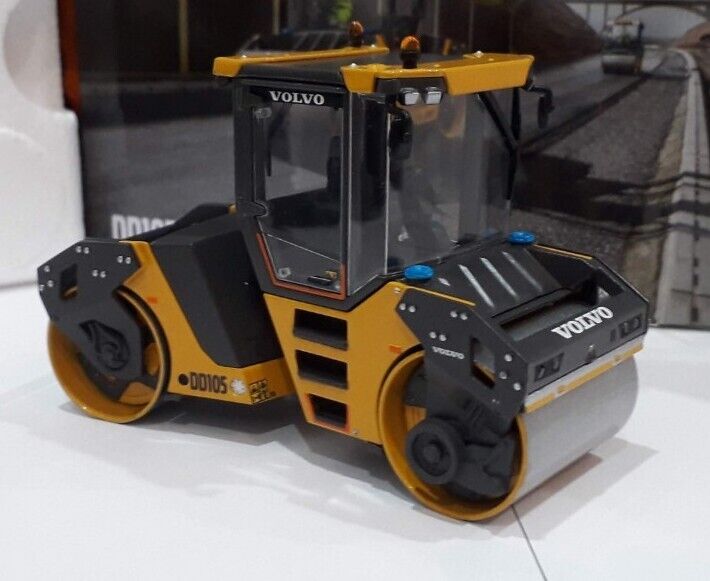 VOLVO P6820D TARMAC PAVER & VOLVO DD105 diecast ROLLER 1:50 VOLVO P6820D TARMAC PAVER & VOLVO DD105 diecast ROLLER 1:50