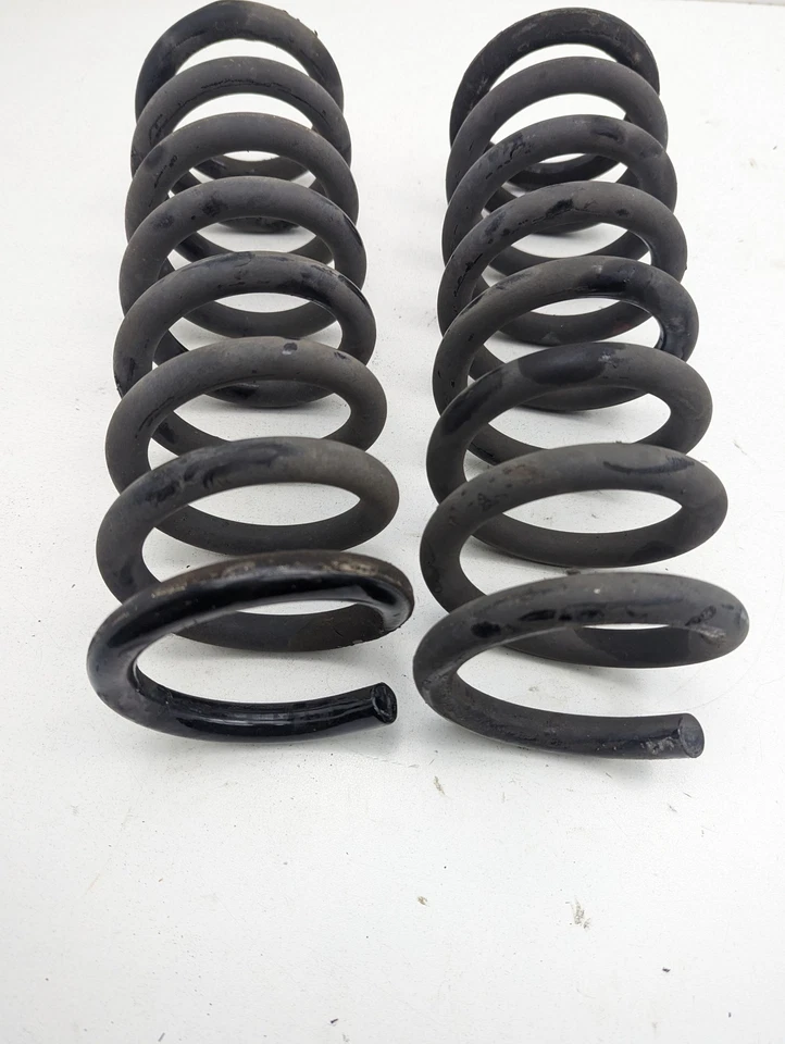 Комплект из 2 задних амортизационных пружин стойки пружины 08–14 Mercedes W204 C250 C300 C350 - Изображение 2 из 4