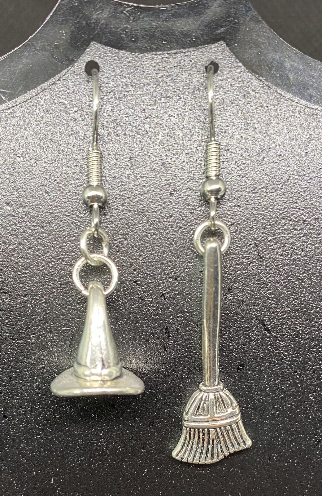 Harry Potter Nimbus Earrings (2) 14k Gold Noble Collection