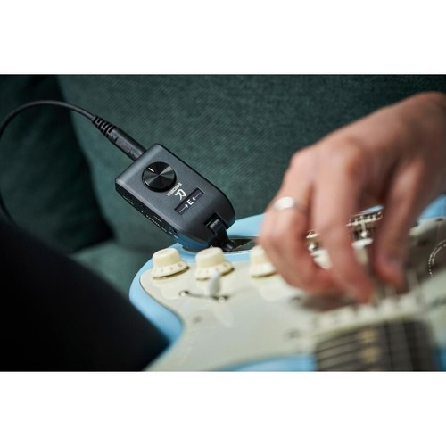 BOSS KATANA:GO Personal Headphone Guitar Amplifier for Guitar & Bass - Picture 14 of 20
