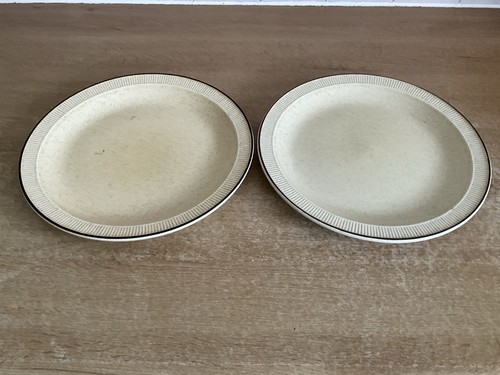 Poole Pottery Broadstone - 2 x 25.5 cm Dinner Plates - Picture 2 of 9