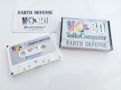 COLLECTORS RARE - COMMODORE CBM VC 20 GAME GAME CARTRIDGE - EARTH DEFENSE