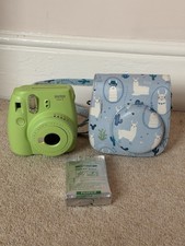 Fujifilm Instax Mini 9 Camera Green + Case + Instax Mini Film