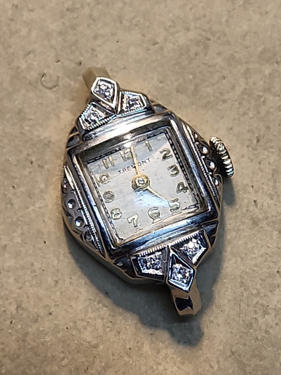 Vintage 14K White Gold Cased Swiss 17 J Tremont Dress Watch-Runs Sporadically Vintage 14K White Gold Cased Swiss 17 J Tremont Dress Watch-Runs Sporadically