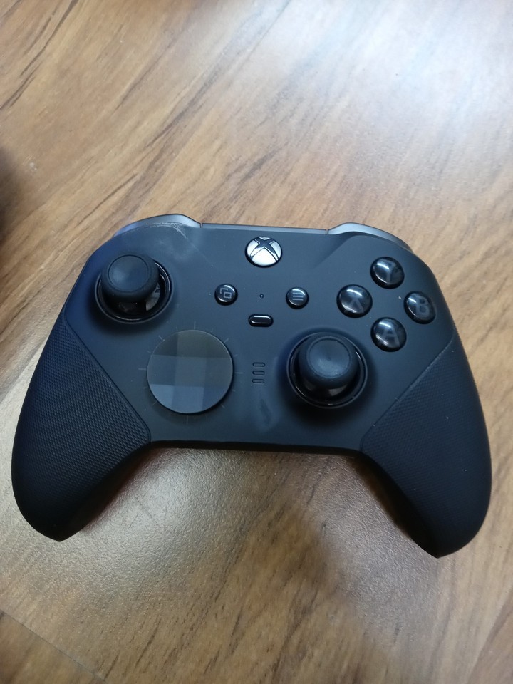 Microsoft Xbox Elite Series 2 Core Wireless Controller FST-00001 & Case ...