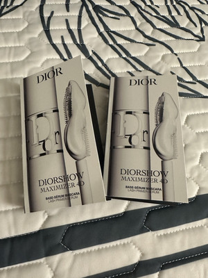 2 NIB DIOR DiorShow Maximizer 4D Mascara Primer Sample Size 0.03 oz / 1 mL