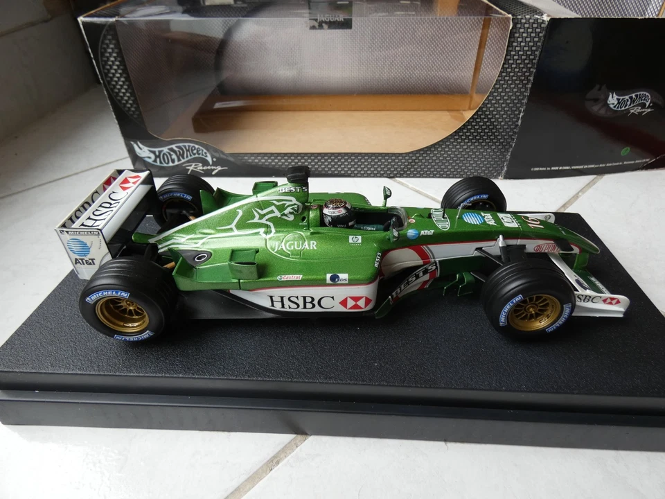 Jaguar Racing R3 Eddie Irvine #16 2002 1/18 Hotwheels Mattel F1 Formula 1 - Immagine 4 di 4