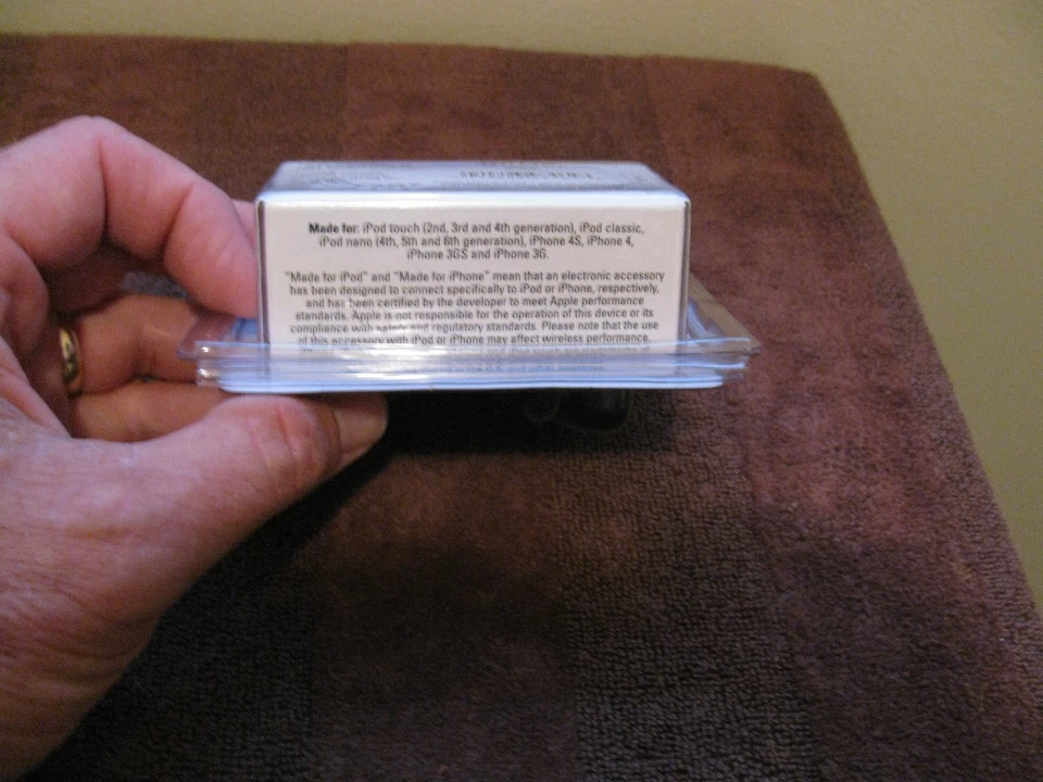 Universal Enercell Car Power Adapter for iPod and iPhone with USB ~New~2730735 - Image 3 of 3