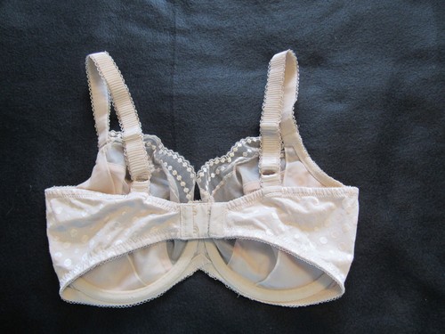 Sujetador Balconette Wacoal 855185 Beige Spot On Con Aros Sin Forro Talla 34DDD - Imagen 2 de 6