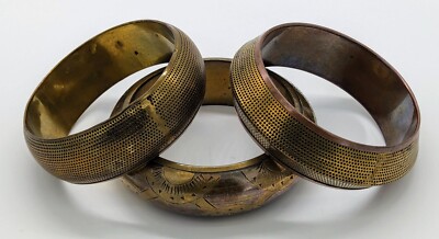 Drei Mid Century Armreifen aus Kupfer und Messing