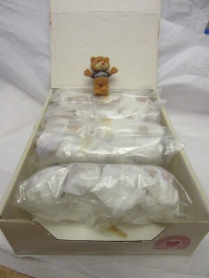 25 Vintage 1987 Chocolate Chums SNICKERS BEARS Flocked Bears FACTORY CASE w/ Box