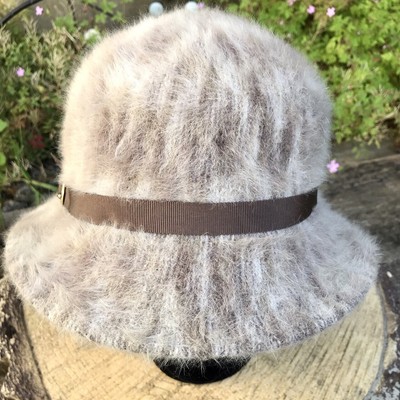Cream \u0026 Brown Mixed Kangol Design 