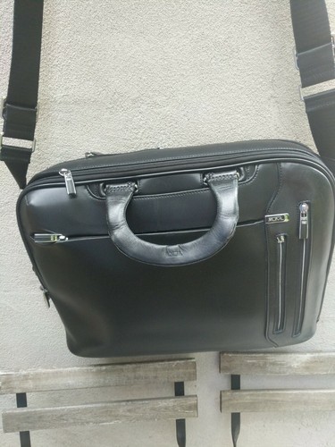 Tumi Arrive Narita Slim Briefcase 