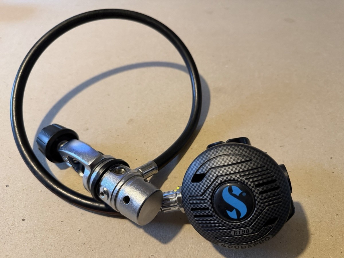 Scubapro Regulator Mk2/R190 Regulator (1st & 2nd Stage)(Yoke)(See 