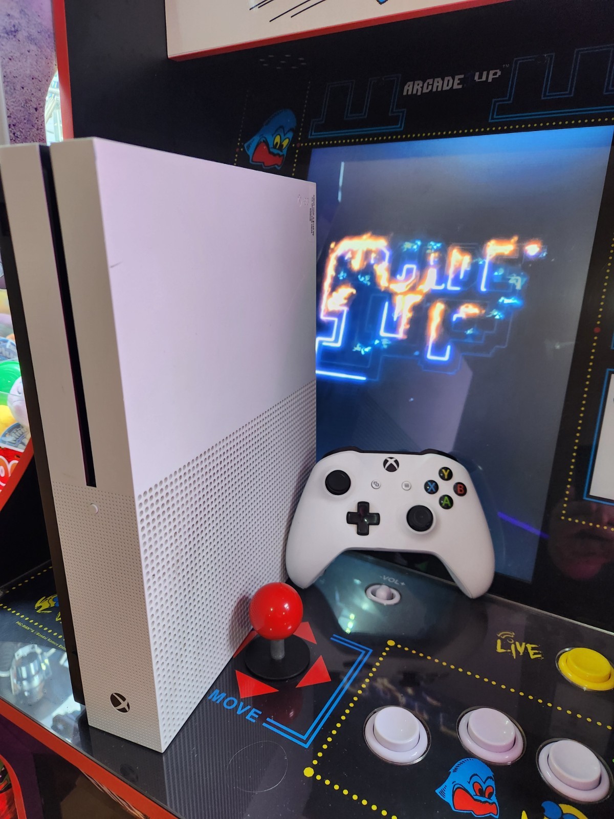 MICROSOFT XBOX ONE S - CONSOLE - 500GB - OEM CONTROLLER - TESTED