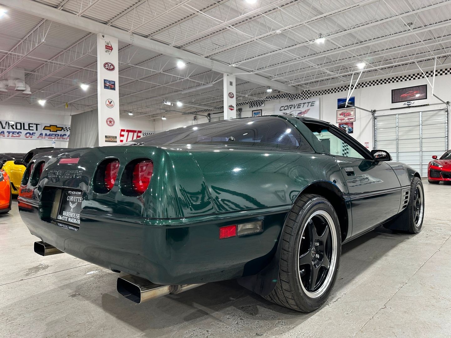 1994 Green Chevrolet Corvette   | C4 Corvette Photo 4