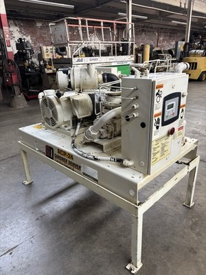 GARDNER DENVER 20 HP ROTARY SCREW AIR COOLED COMPRESSOR 65 CFM @ 150 PSI