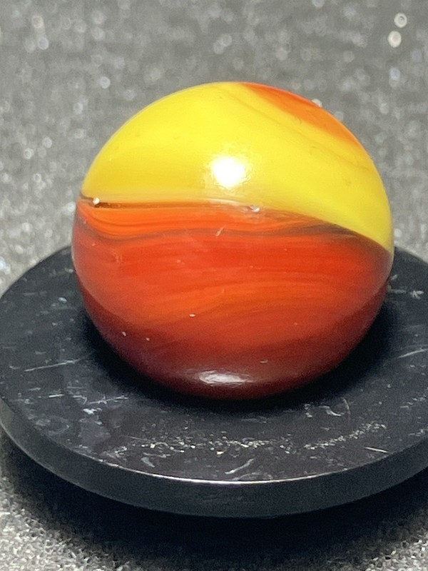 Vintage Akro Agate Ketchup & Mustard Corkscrew Marble W/ Tracer .670