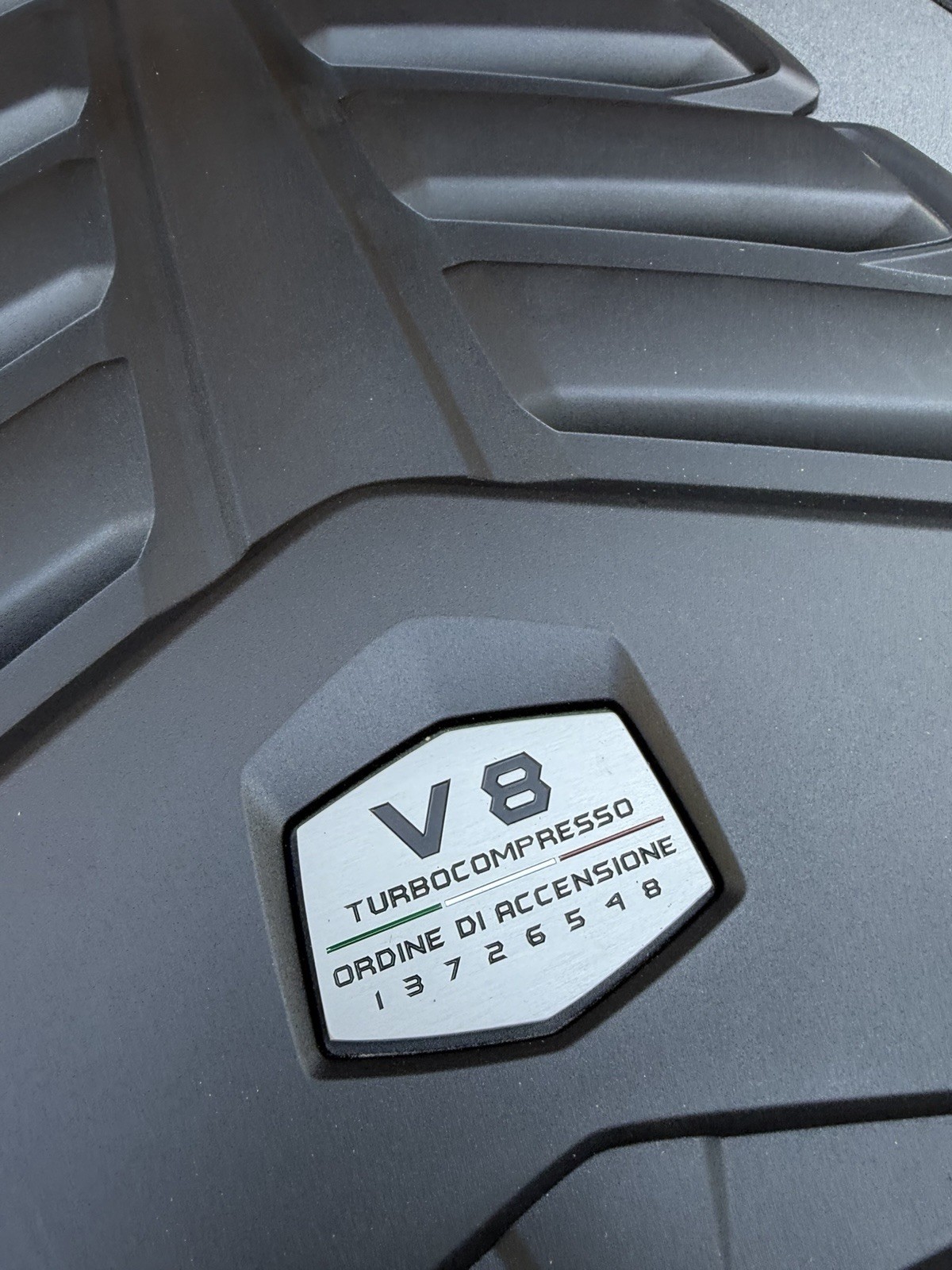 lamborghini engine cover