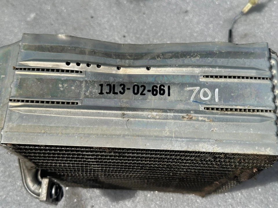 1987 TOYOTA CELICA ST КОНДИЦИОНЕР AC ИСПАРИТЕЛЬ 88510-20380 - Изображение 3 из 4