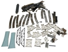 Large Lot Of Vintage Model Train Railroad Tracks And Accessories Curved Straight