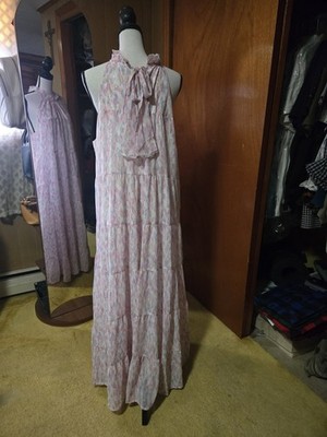Haeof Halter Spring/Summer Pink Flowery Dress
