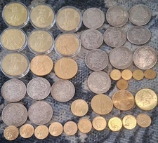 50 Different Golden 1/4-Full Rounds + Morgan & Trade Silver Dollar US Copy Coins