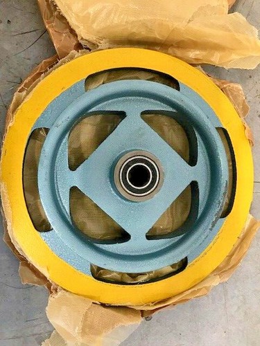 Polea de disco ranurado C1 310 mm diapositiva 70 mm ancho 540.100 3020-12-316-8389 - Imagen 1 de 4