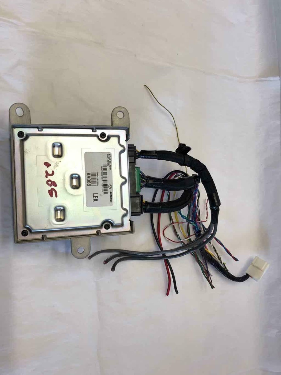 マツダ 純正 BOSE アンプ KGC5 66 A20B 2013 - 2015 MAZDA CX5 BOSE RADIO AUDIO STEREO AMPLIFIER P/N KD46