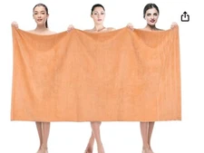 American Soft Linen Luxury 70”  X 36” Oversized Bath/Beach Sheet.  New.