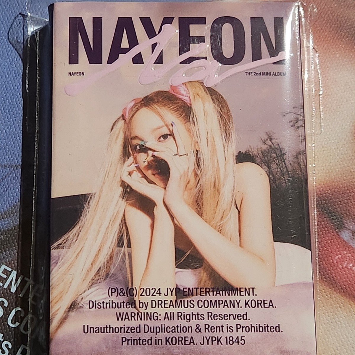 新品未開封　NAYEON THE 2nd MINI ALBUM NAYEON - NA [2nd Mini Album] - K PLACE