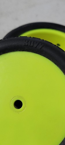 JConcepts Dirt Webs 2.2" 2WD Front Buggy Tire Green JCO307702 TLR 12mm Hex Wheel - Picture 5 of 5