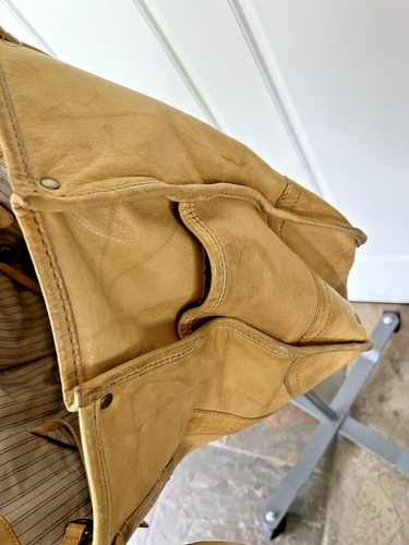 FRYE - Melissa Distressed Tan Leather Large Tote Shoulder Bag - Picture 9 of 19