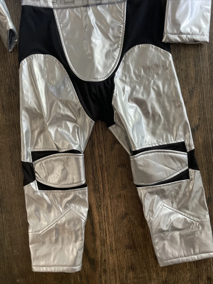 КОСТЮМ СЕРЕБРЯНОГО ШТУРМОВИКА DISNEY STAR WARS AWAKENS CPT PHASMA детский размер 4 - Изображение 4 из 4