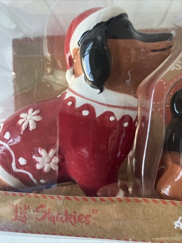DACHSHUND HOLIDAY SALT AND PEPPER SHAKERS - Picture 4 of 6