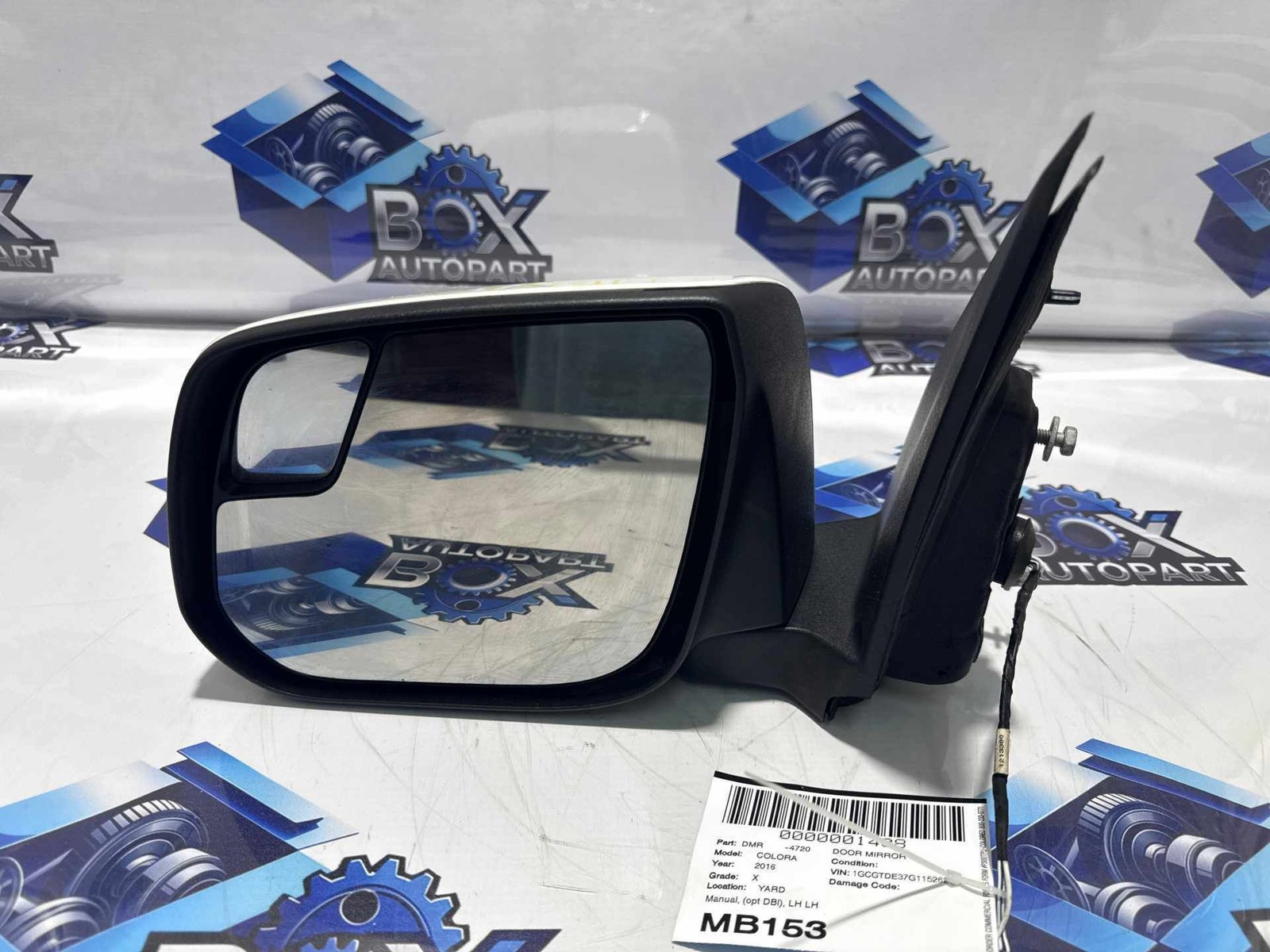 2015-2022 CHEVY COLORADO Door Mirror Left Driver Side WHITE - WA8624 OEM