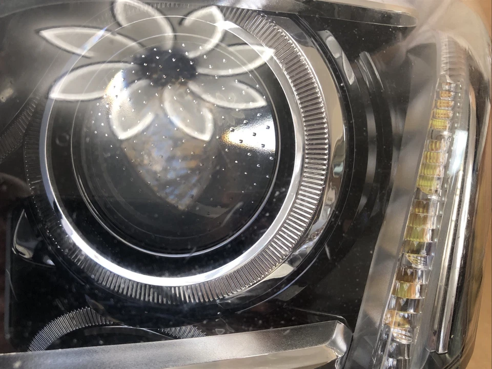 OEM 2015-19 Cadillac CTS Driver Left Xenon HID Headlight 20896541 - Image 4 of 4