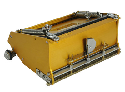 TapeTech 7'' EasyClean Flat Box EZ07TT Drywall Finishing Box EasyRoll