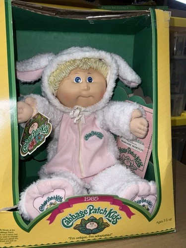 Vintage 1985 Cabbage Patch Kid Marlene Marylou blonde hair Blue eyes w Box HM1