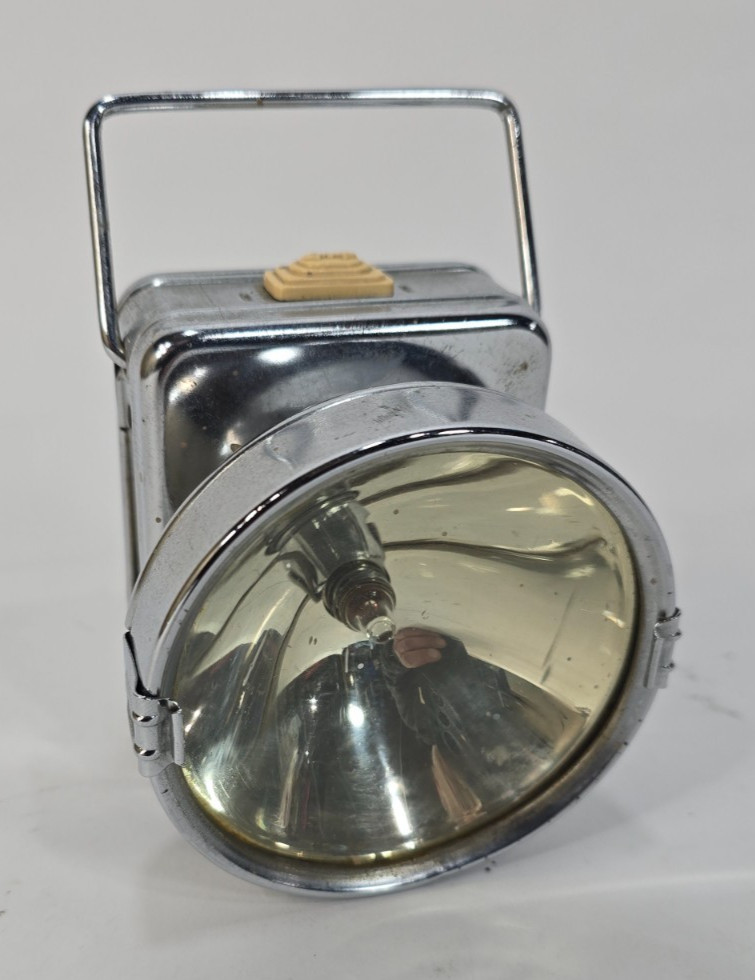 Vintage Chrome Elite Bicycle/Bike Battery Operated Front Light Free S&H