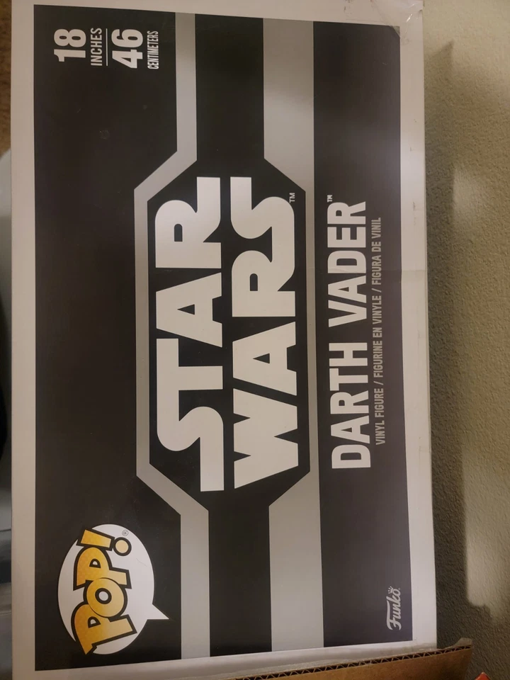 Funko Pop! Mega figura exclusiva de vinilo de 18 pulgadas de Star Wars Darth Vader #569 Foto 3 de 4