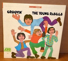 The Young Rascals Groovin' vinyl LP record STEREO SD 8148 ATLANTIC CUT OUT vg+