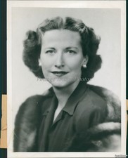 1946 Photo Mrs Arthur J Peavey Jr I.D To Wed Sen C Wayland Brooks Il Society 6X8