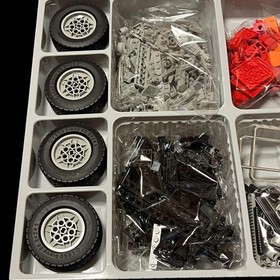 LEGO MODEL TEAM RACING TRUCK 5563 BUILDING SET 1999 RETIRED WITH BOX AS IS