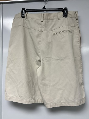 Vintage Adidas Men`s Bermuda Golf Shorts Ivory Casual Medium W34" - Picture 4 of 12