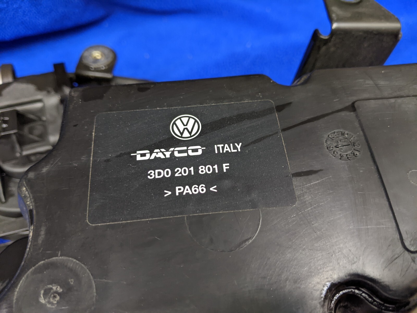 complete oem bentley continental VW PHAETON - Charcoal / FUEL Vapor Canister