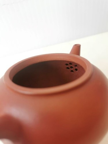 Mini tetera china Yixing zisha 朱泥 con marcas 200cc original 荆溪惠孟臣制 - Imagen 5 de 10