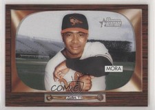 2004 Bowman Heritage Melvin Mora #126 3c7