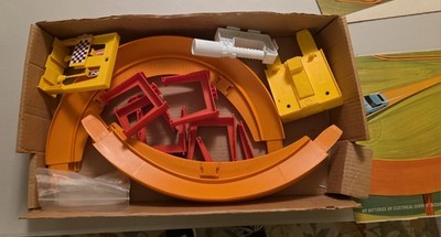 1968 Hot Wheels Hot Curves Race Action Set - Not Complete ROSE BUD Mattel UK